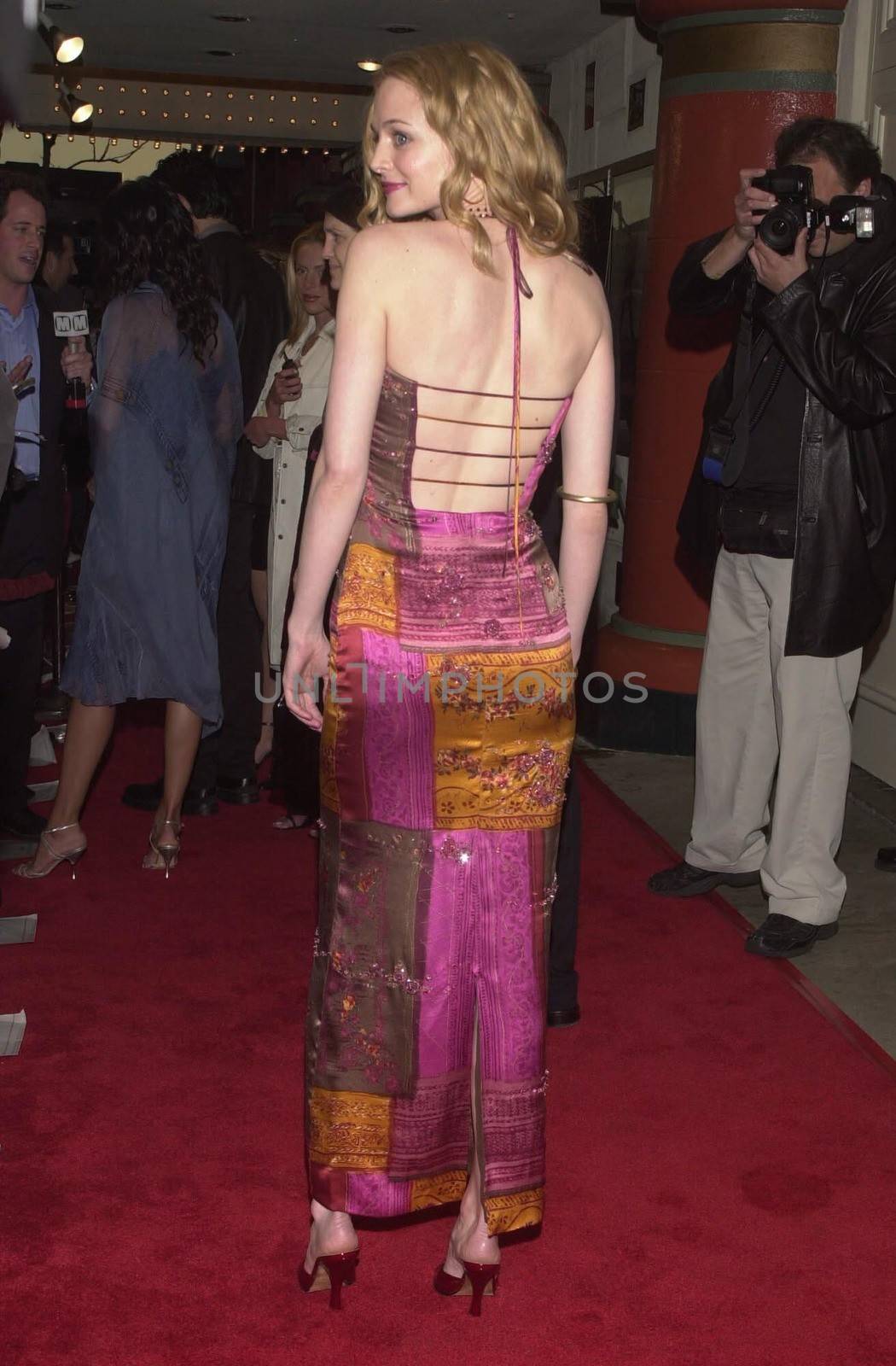 Heather Graham at the premiere of Miramax's "COMMITTED" in Westwood, 04-18-00