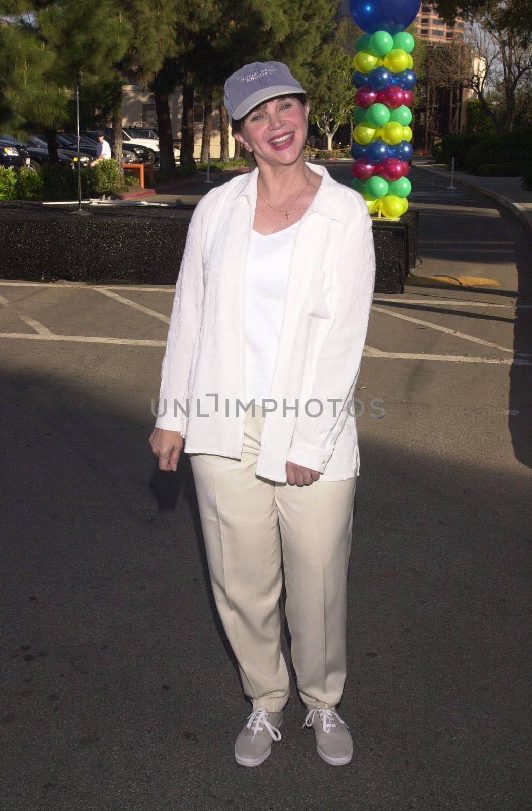 Cindy Marshall at the MS Walk 2000, where the cast of "Laverne and Shirley" reunited. Burbank, 04-09-00