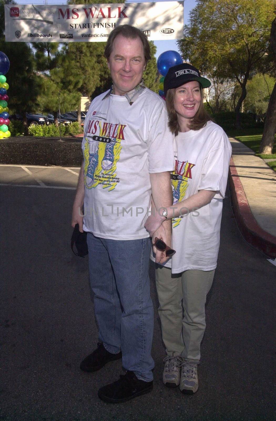 Michael Nickean and Annette O'Toole at the MS Walk 2000, where the cast of "Laverne and Shirley" reunited. Burbank, 04-09-00