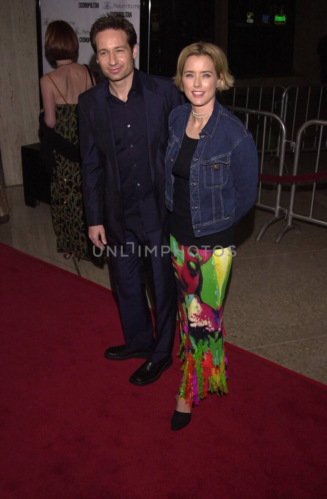 David Duchovny and Tea Leoni at the premiere of MGM's "RETURN TO ME" in Century City, 04-03-00