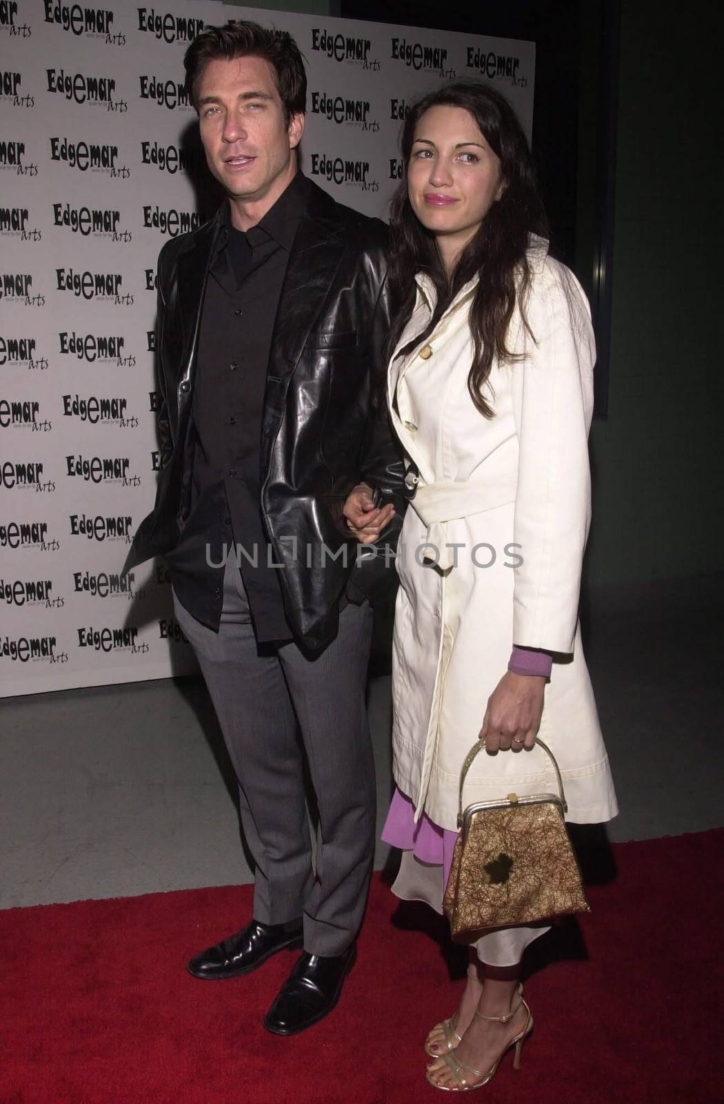 Dylan McDermott and Shiva Afshar at the "Starry Starry Night" fundraiser to benefit the Edgemar Center for the Arts. Santa Monica, 04-15-00