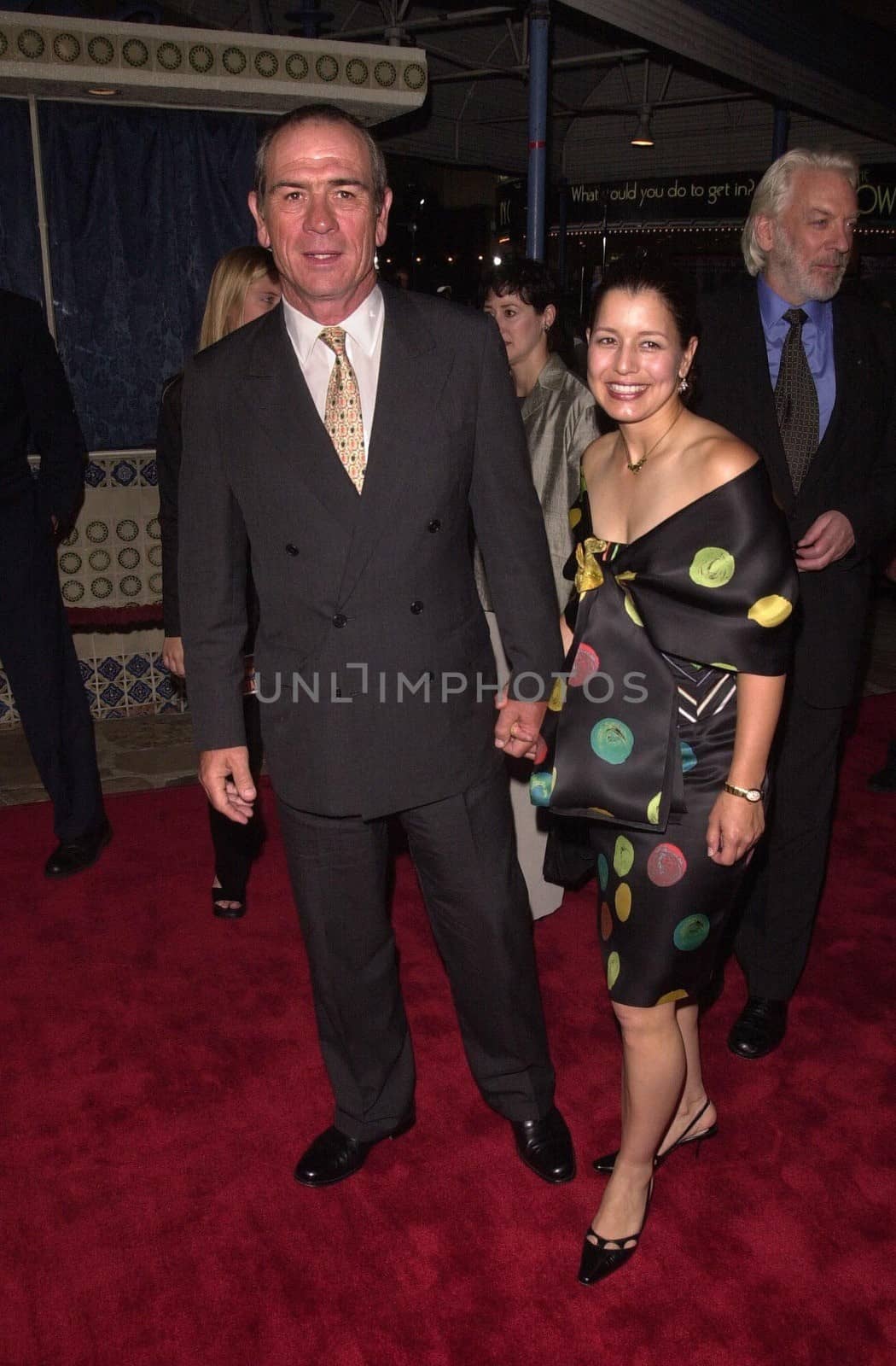 Tommy Lee Jones and Date at the premiere of "Space Cowboys" in Westwood. 08-01-00