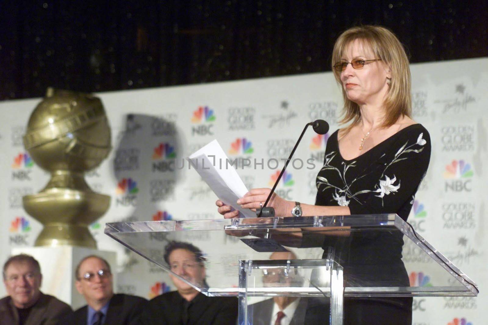Christine Lahti at the 2000 Golden Globe Nominations Announcement, Beverly Hills, 12-21-00