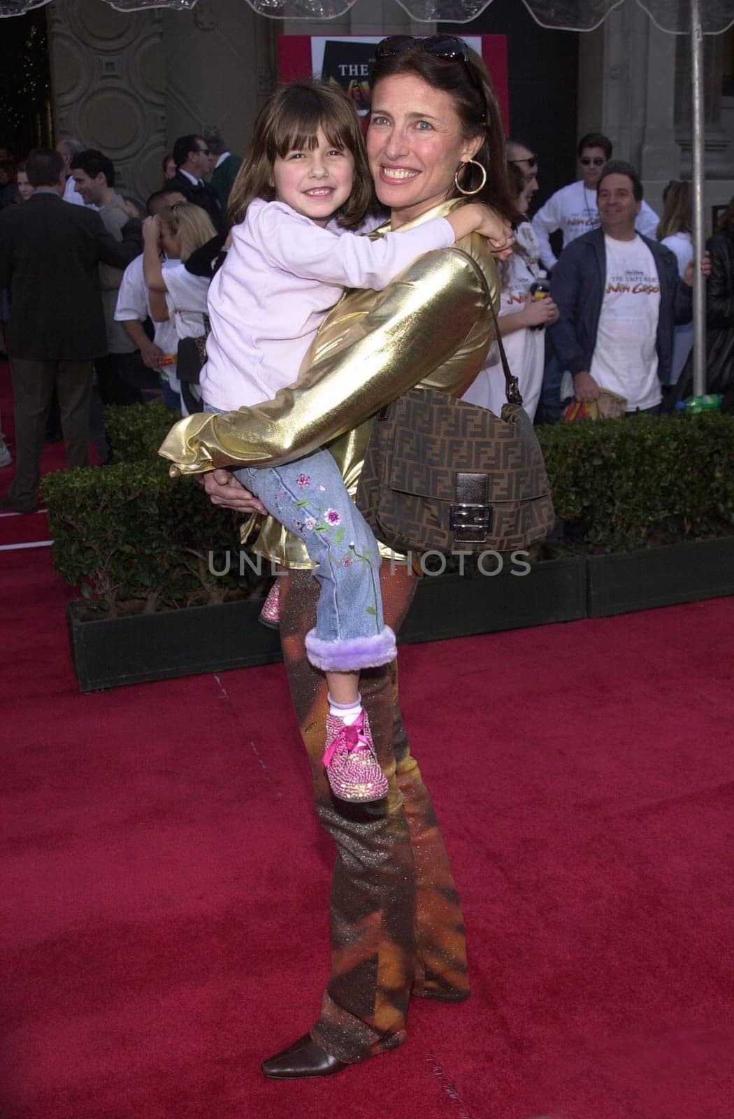 Mimi Rogers and daughter Lucy at the premiere of Disney's "The Emperors New Groove" in Hollywood, 12-10-00