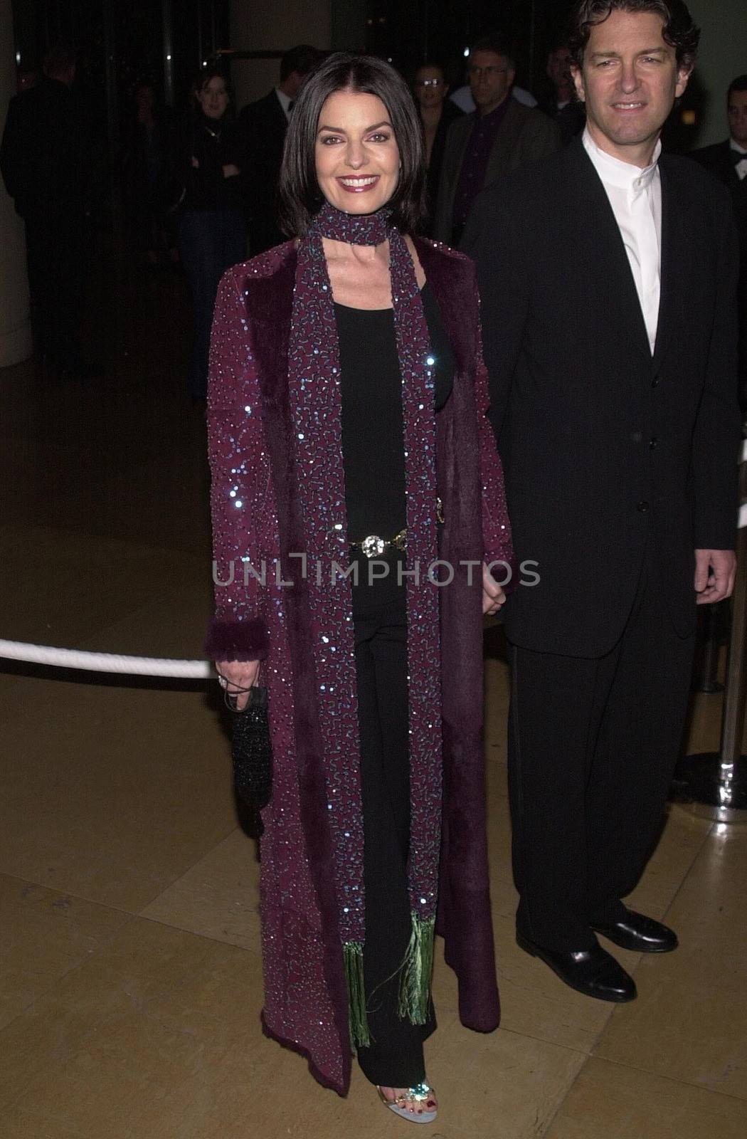 Sela Ward at the 10th Annual Fire and Ice Ball to benefit the Revlon/UCLA Women's Cancer Research program. Beverly Hills, 12-22-00