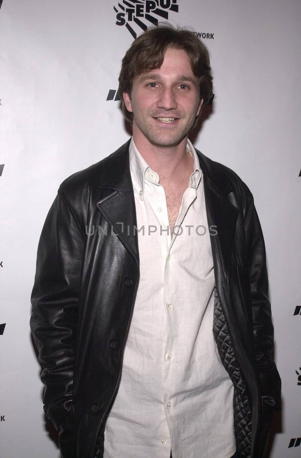 Breckin Meyer at the 3rd Annual Step Up Holiday Party, benefitting UCLA Breast Cancer Research. Presented by StoryBay, Beverly Hills, 12-01-00