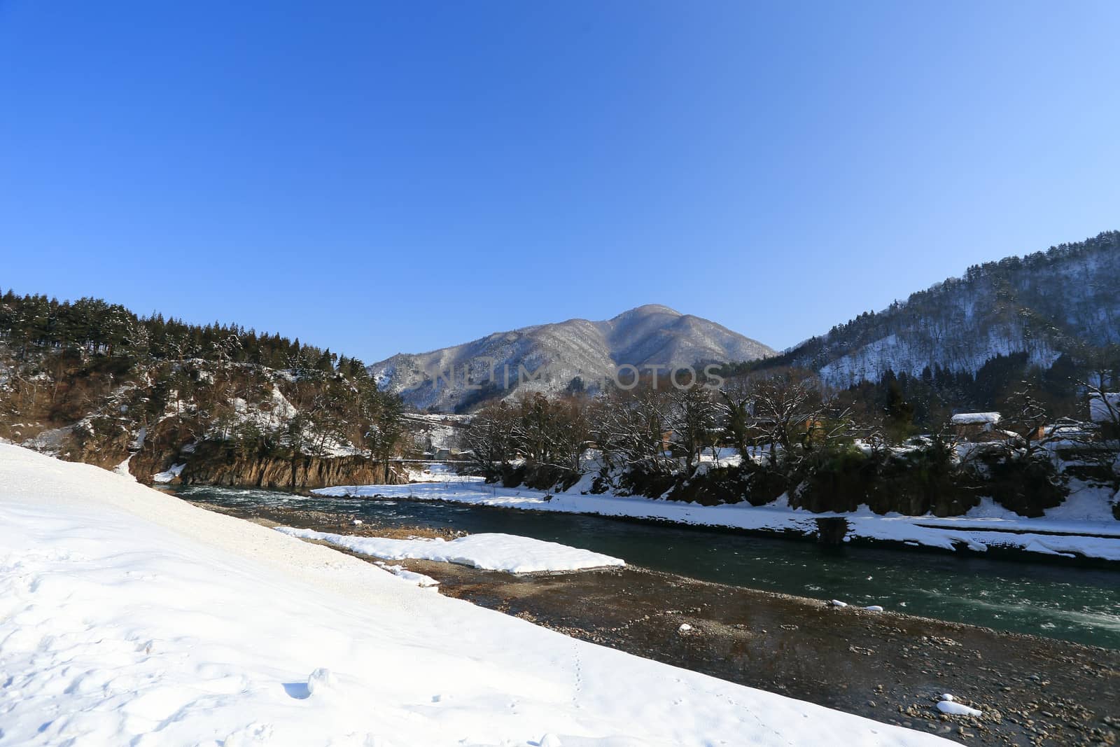 River at Gassho-zukuri Village/Shirakawago by rufous