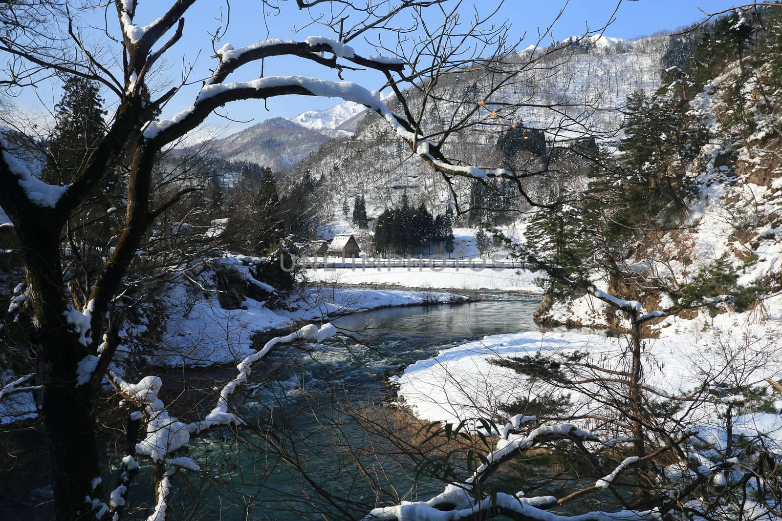 River at Gassho-zukuri Village/Shirakawago by rufous