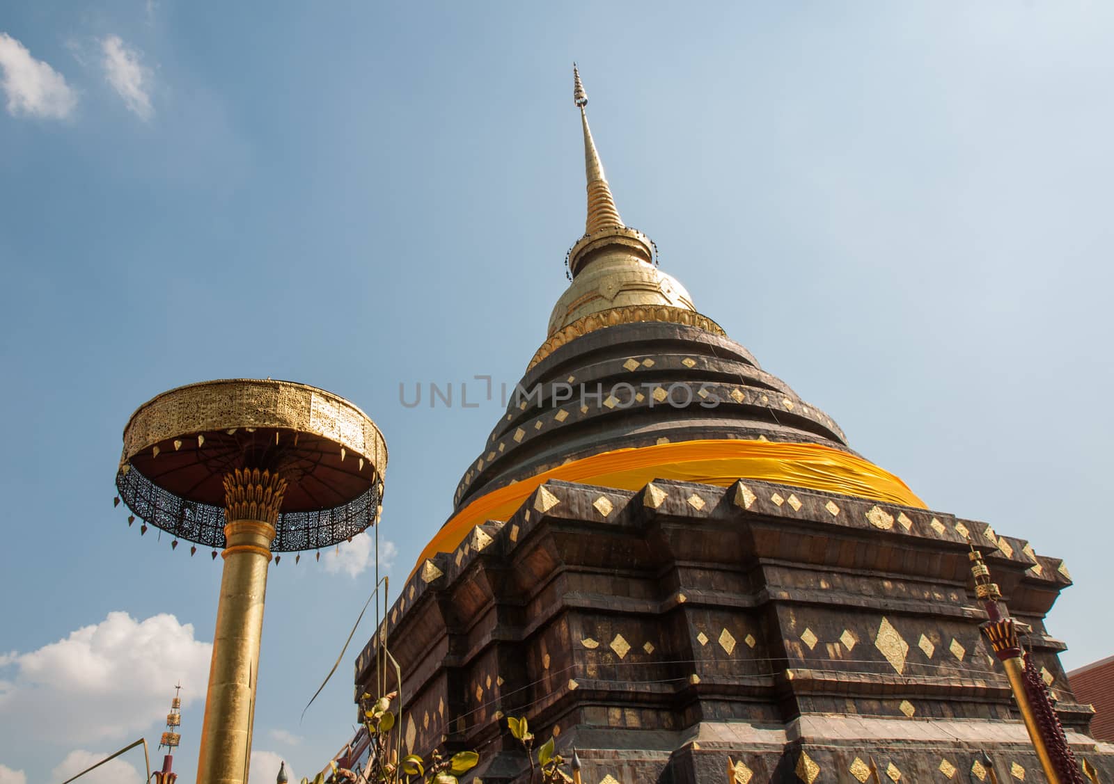 Wat Phra That Lampang Luang by Sorapop