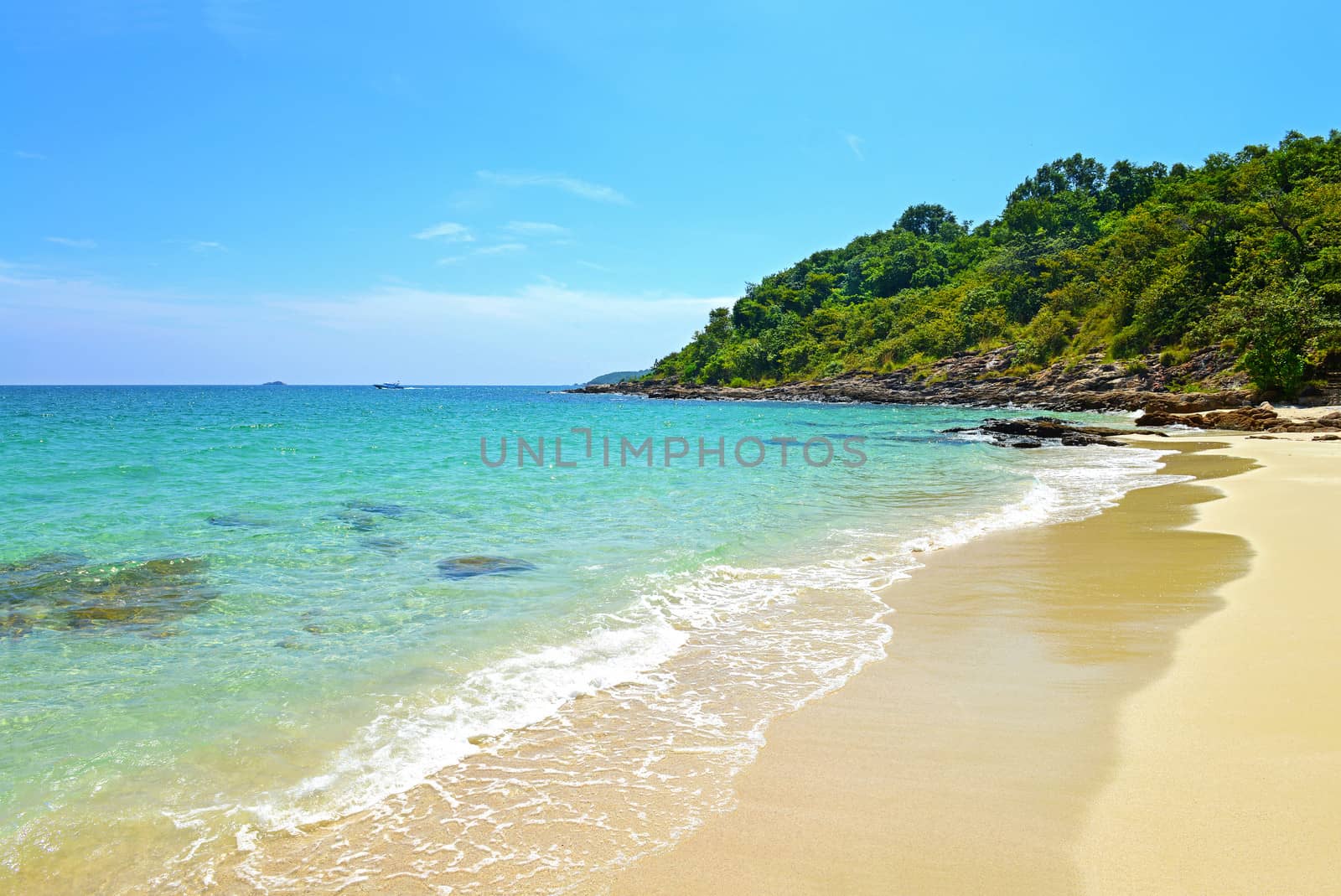 nature scene tropical beach and sea in koh samed island Thailand 
