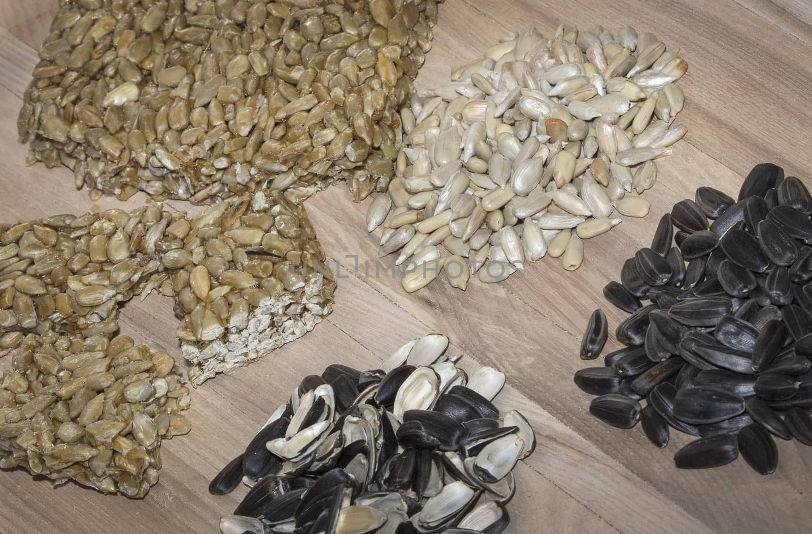 peeled sunflower seeds, whole and in their skins, seeds sweets, kozinaki