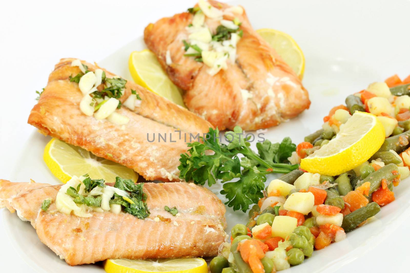 salmon and vegetables healthy food by goce