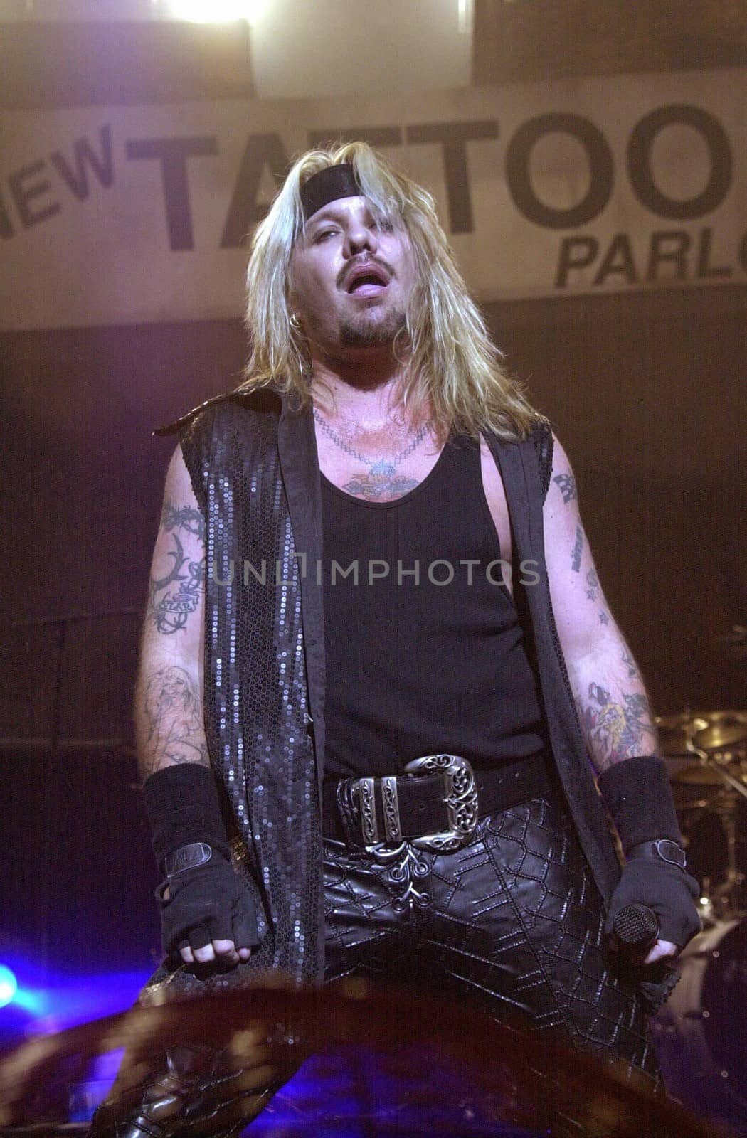 Vince Neil in concert at the Universal Ampitheater. 07-01-00