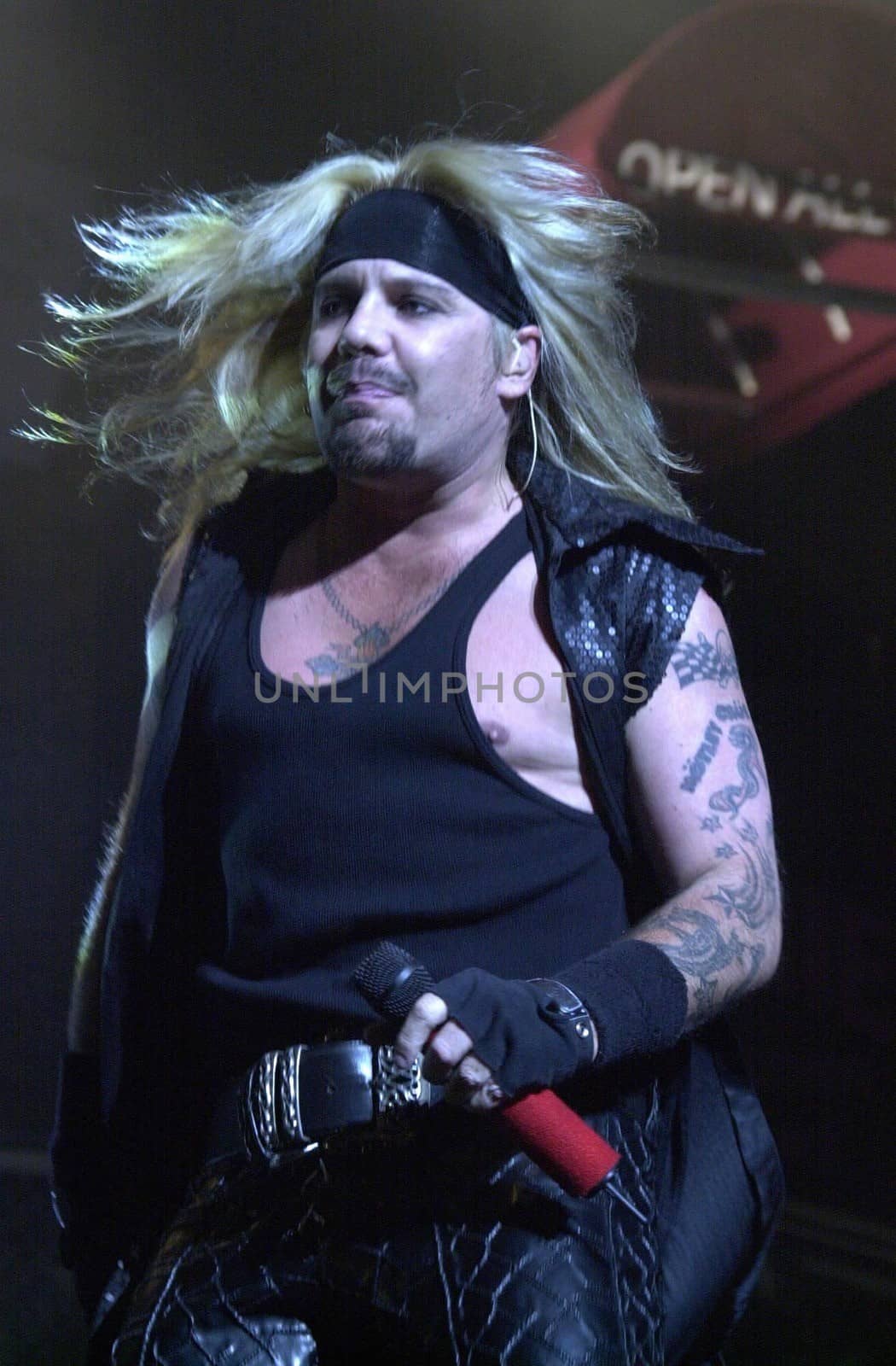 Vince Neil in concert at the Universal Ampitheater. 07-01-00