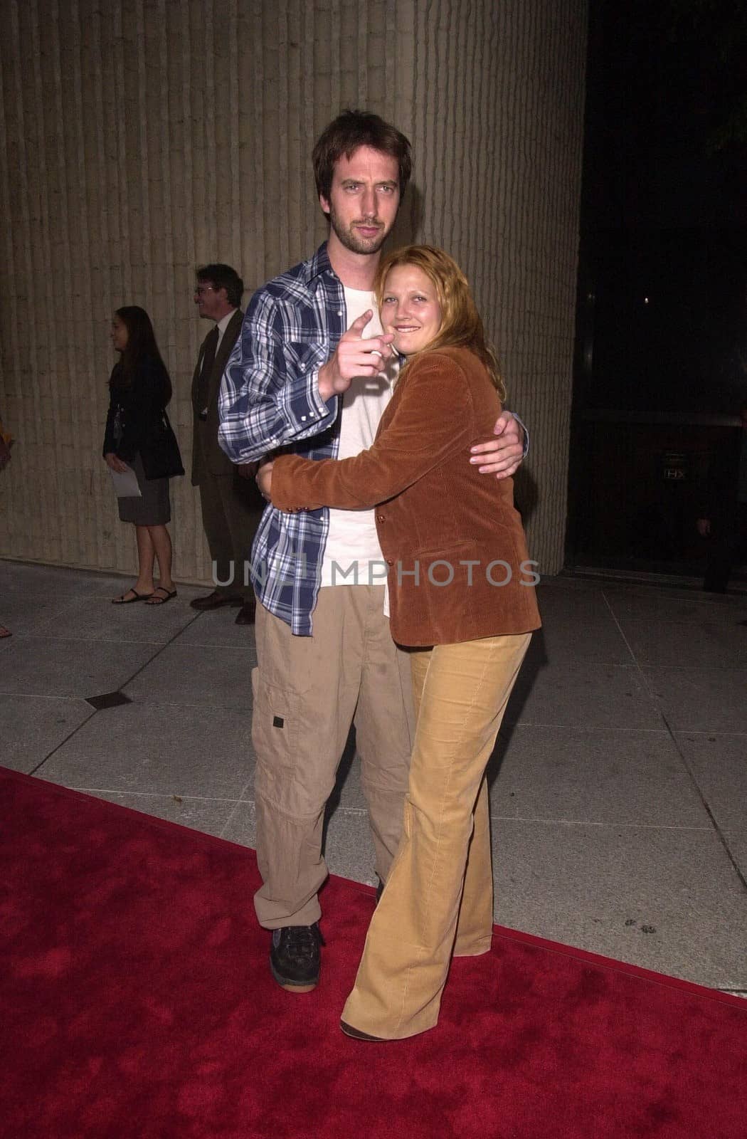 Drew Barrymore and Tom Green at the premiere of Loser in Westwood. 07-20-00