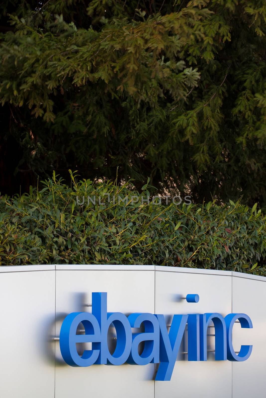 SAN JOSE, CA/USA - MARCH 1, 2014:  Ebay Corporate Headquarters Sign. eBay Inc. is an American multinational internet consumer-to-consumer corporation, headquartered in San Jose, California.