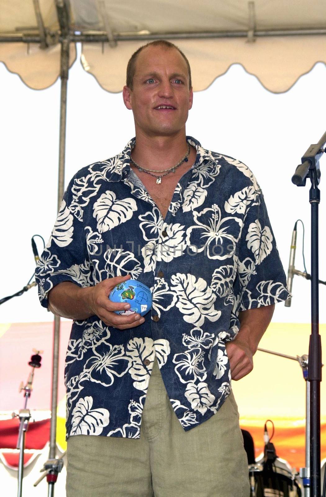 Woody Harrelson at Worldfest LA to help promote Veganism, Animal Rights and other causes. Van Nuys 07-30-00