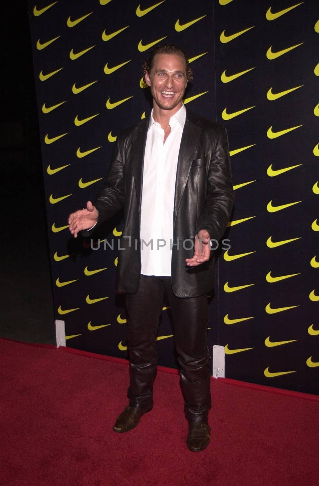 Matthew McConaughey at a party honoring two-time Tour de France winner Lance Armstrong in Beverly Hills. 07-27-00
