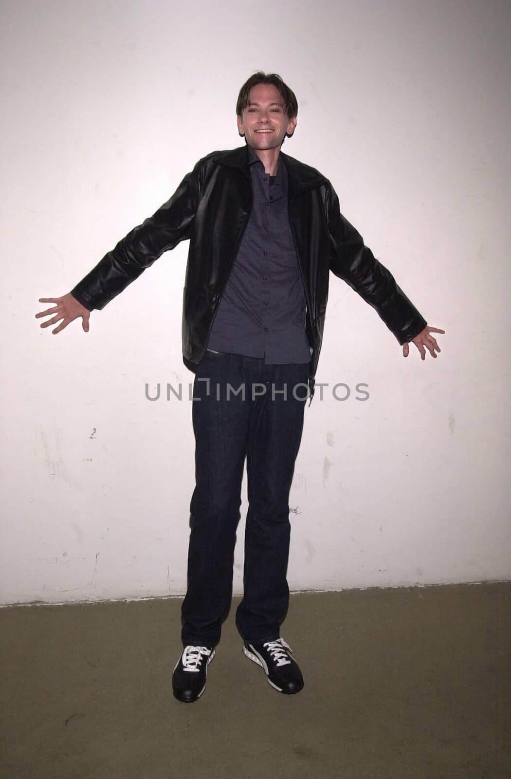 D.J. Qualls at Rolling Stone's night of new music party, Hollywood, 06-09-00