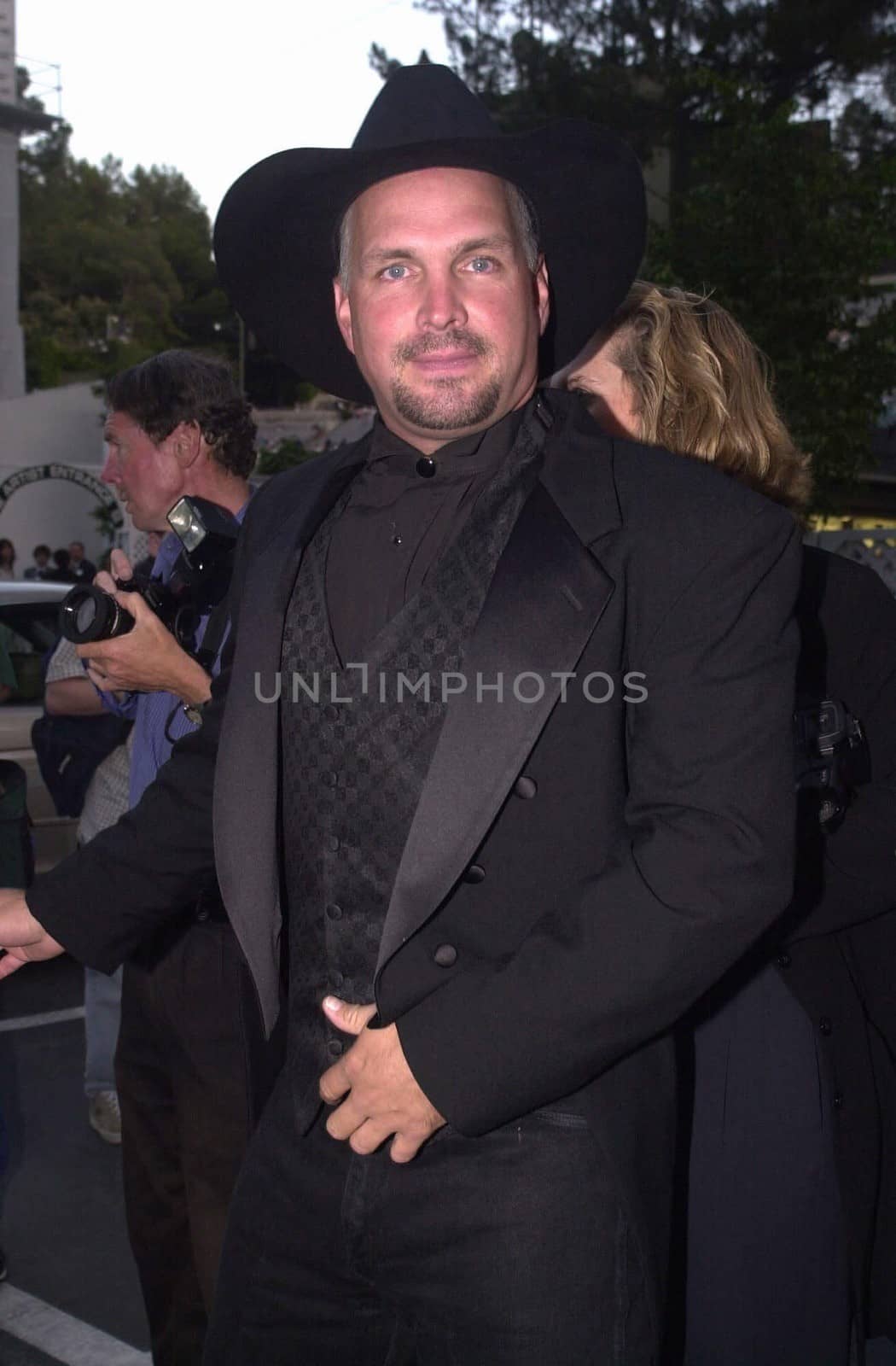 Garth Brooks at the Hollywood Bowl Hall of Fame gala, 06-23-00