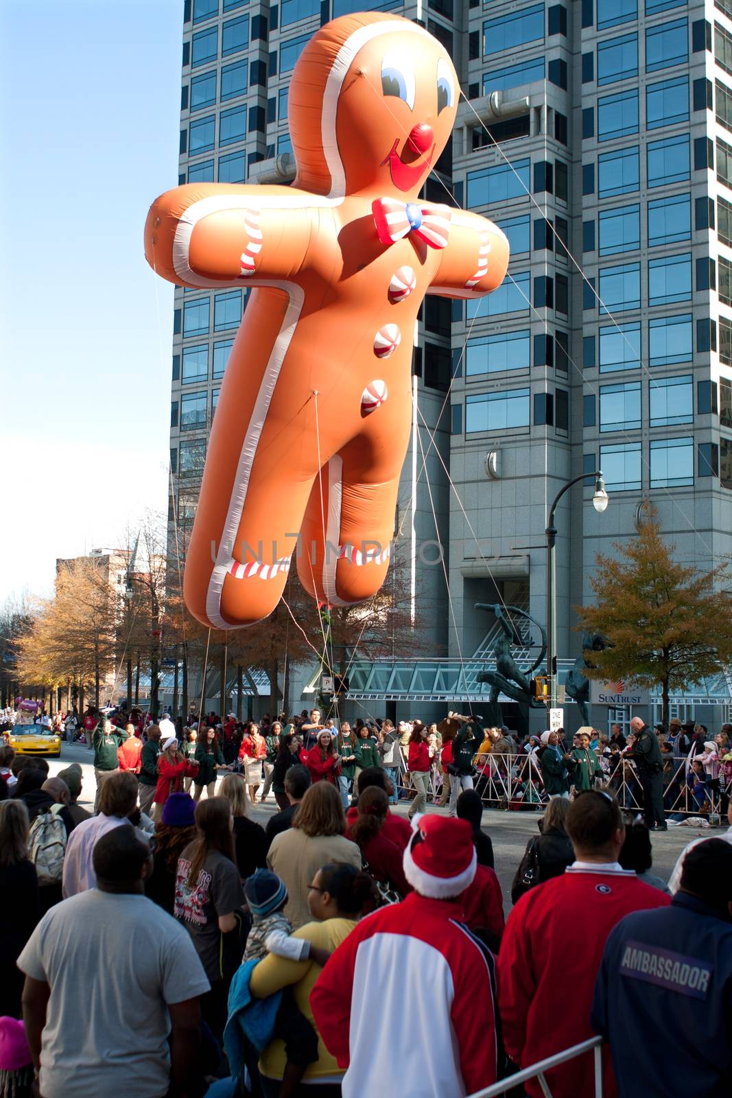 Gingerbread Man Balloon Floats Through Atlanta Christmas Parade by BluIz60