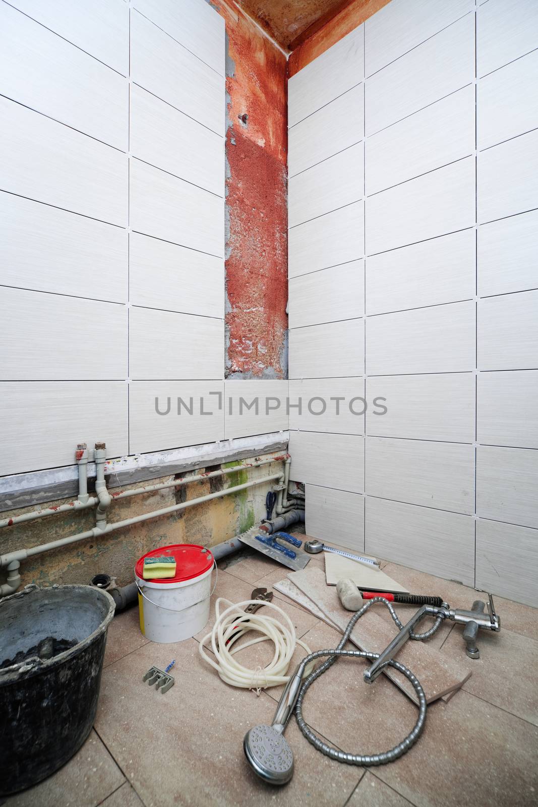 repair in the bathroom by terex