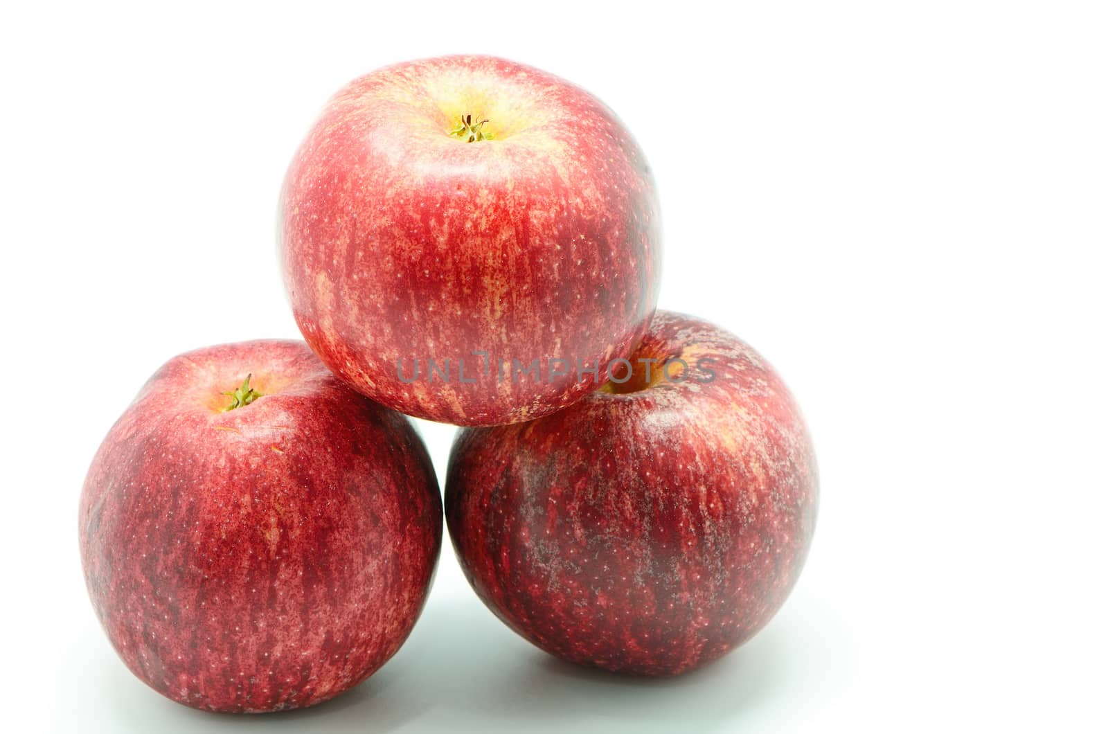 Fresh red apple, isolated on a white background