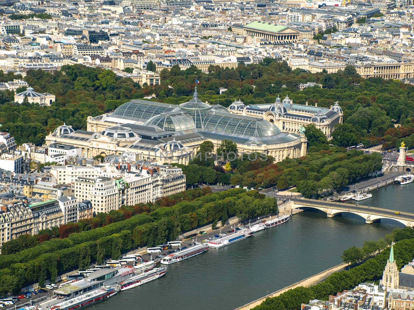 Grand Palais at Seine river (Paris, France)
