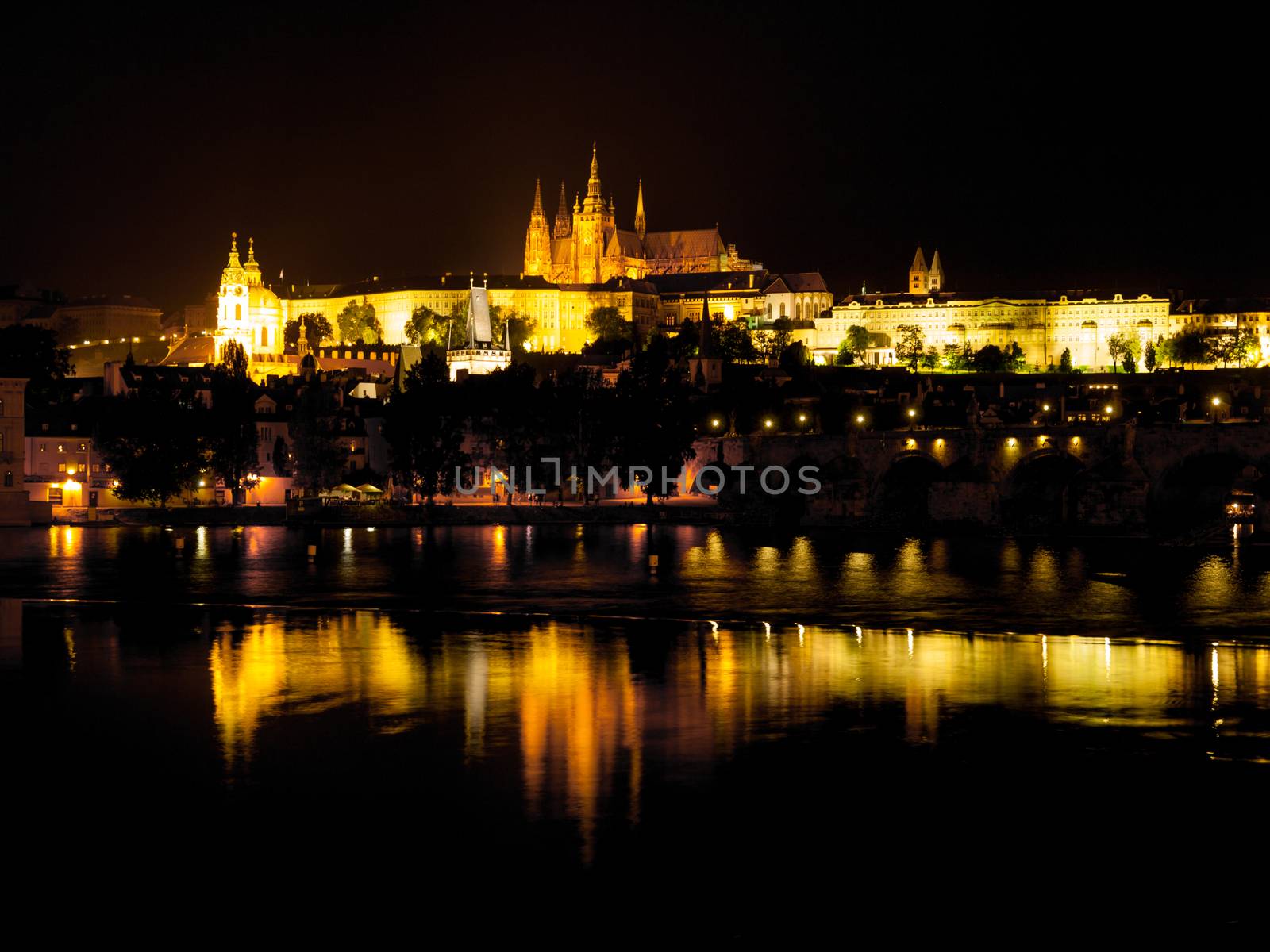 Hradcany castle at night by pyty