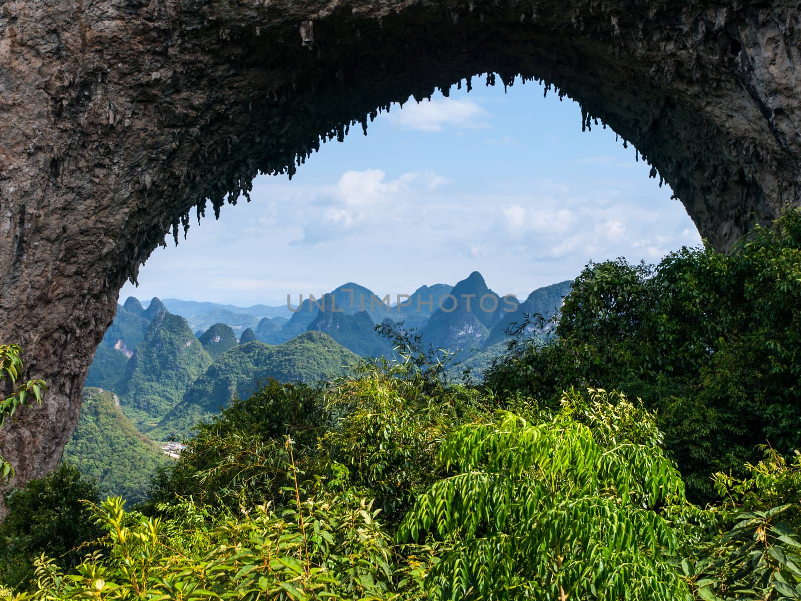 Moon hill near Yangshuo by pyty