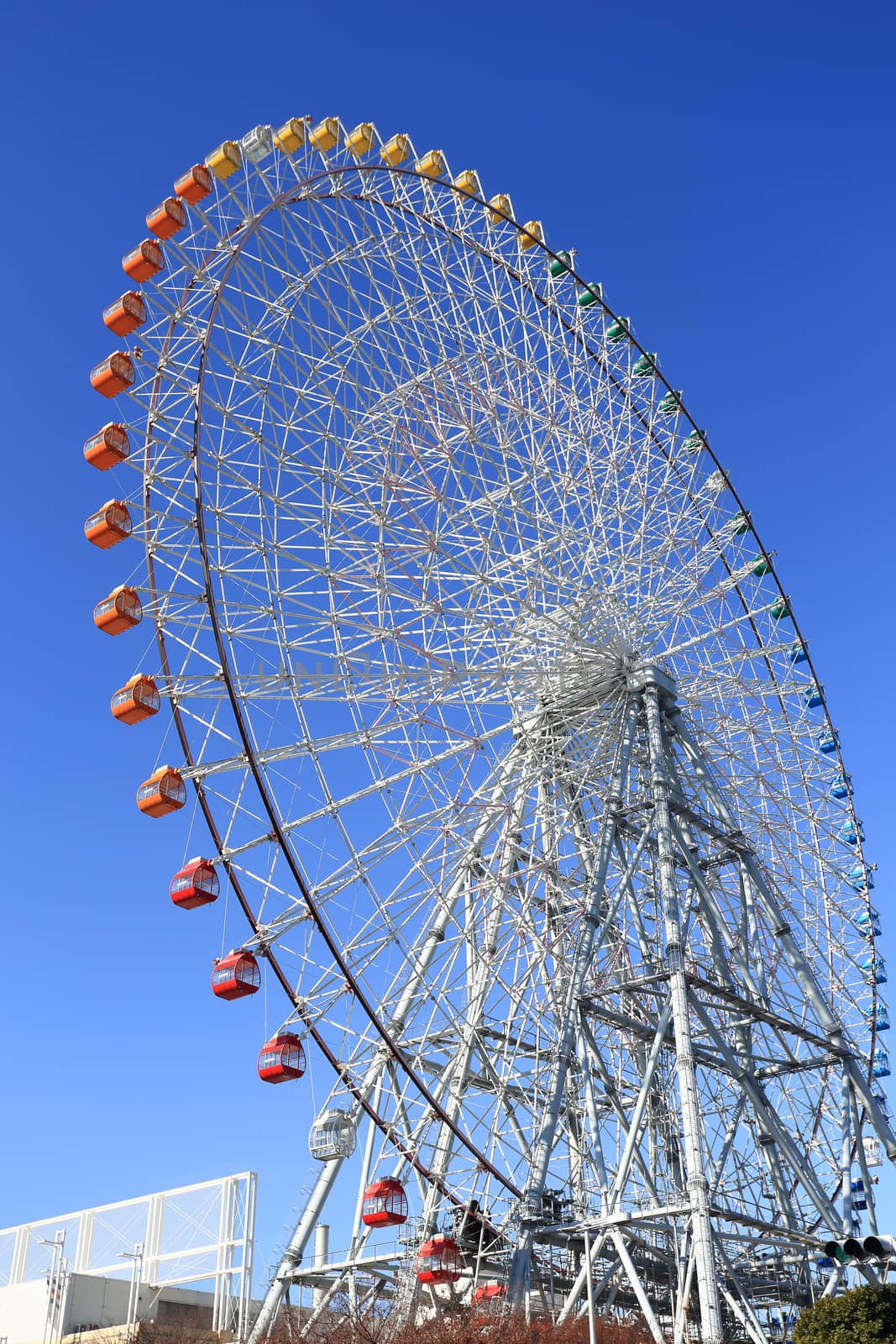 Ferris Wheel - Osaka City in Japan by rufous