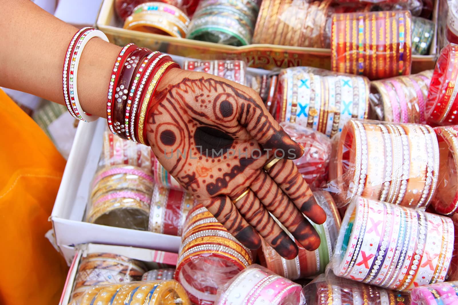 Close up of hand with henna painting, Sadar Market, Jodhpur, Rajasthan, India