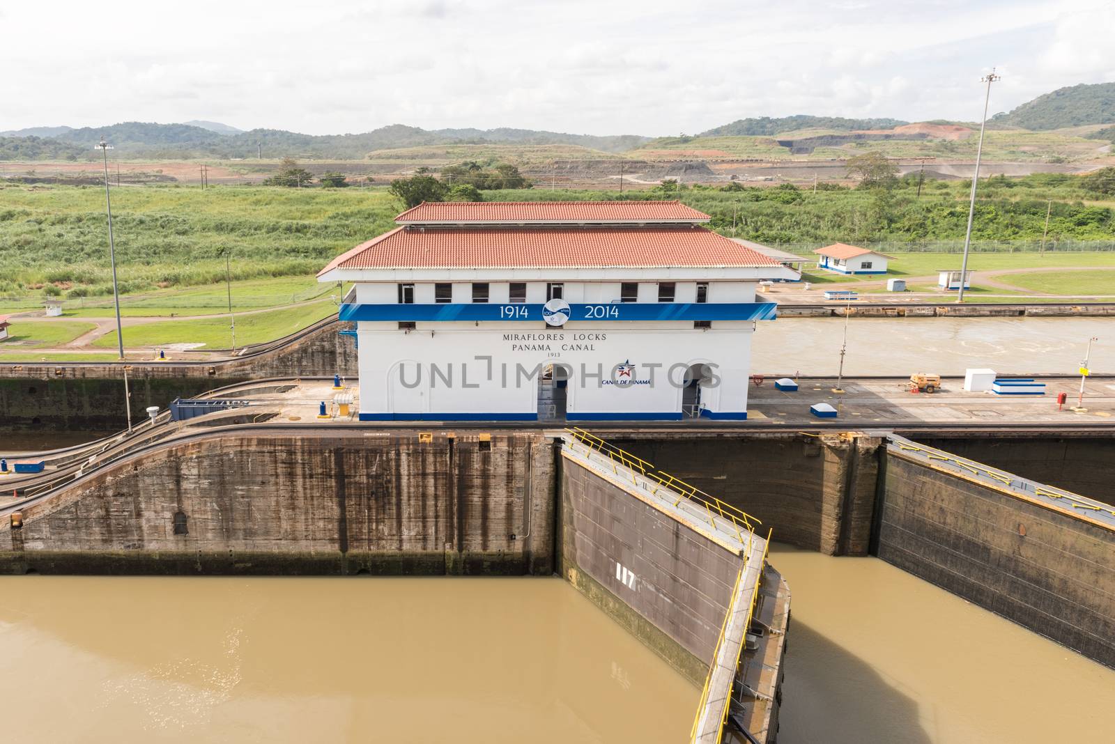 Panama Canal, Miraflores locks by Marcus