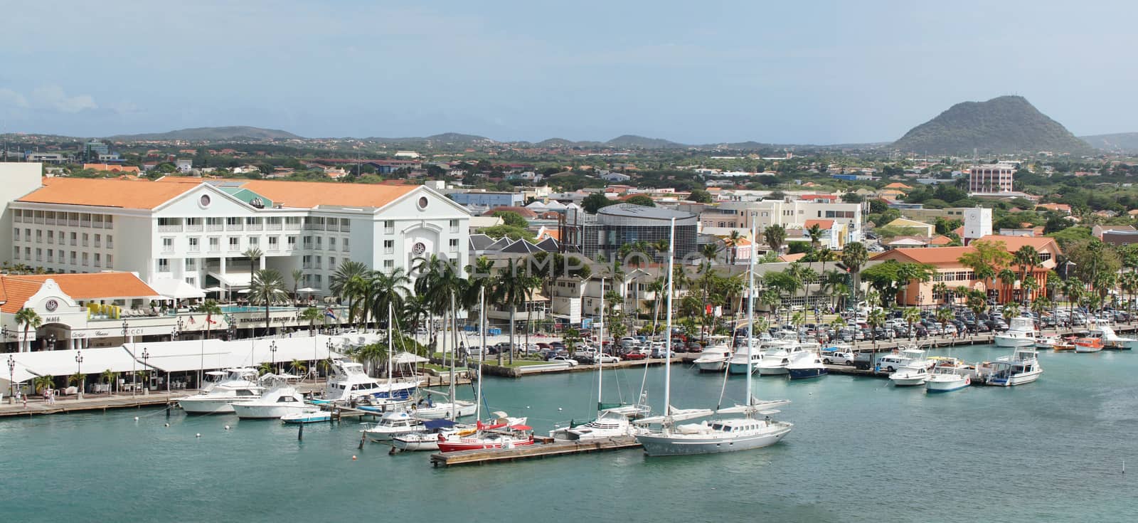 Oranjestad, Aruba, ABC Islands by alfotokunst