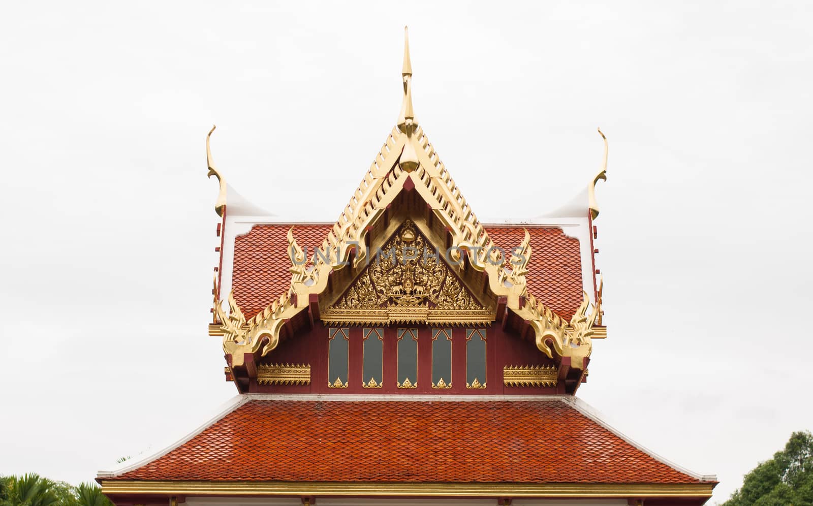 The roofed temples of thailand, Public areas