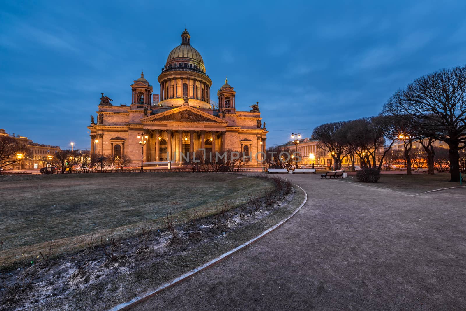 Saint Isaac's Cathedral in the Evening, Saint Petersburg, Russia by anshar