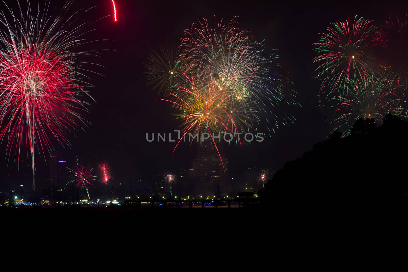 New Year Fireworks over Patong City by wyoosumran