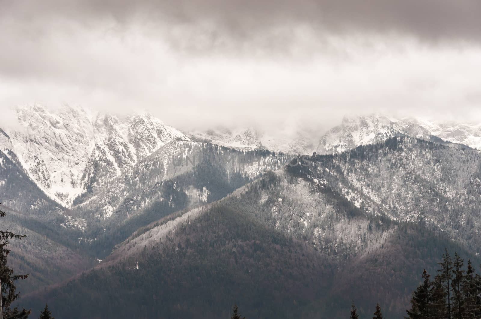 Tatra Mountains in Zakopane, Poland by mkos83