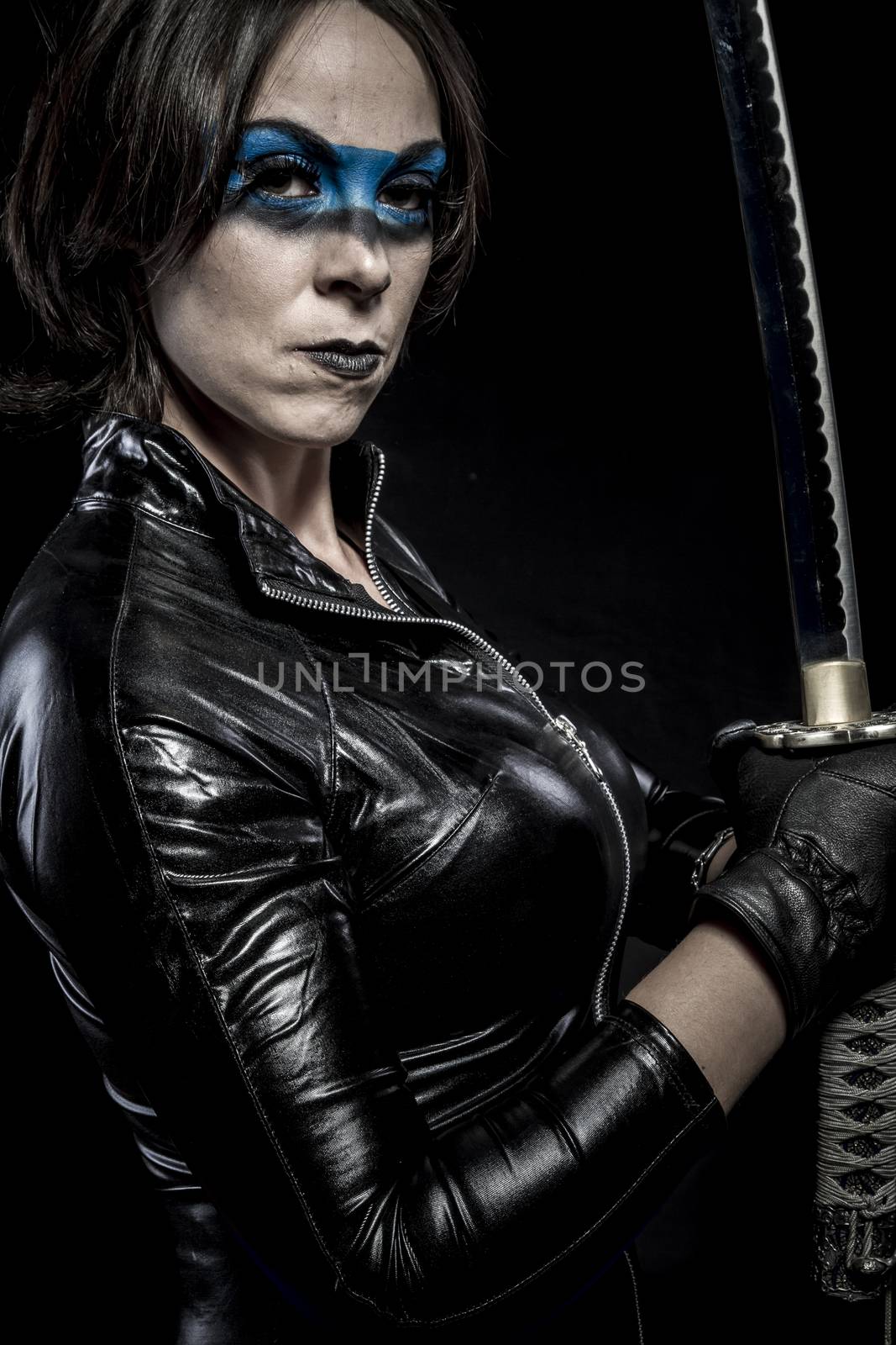 Facial, Woman with katana sword in latex costume by FernandoCortes