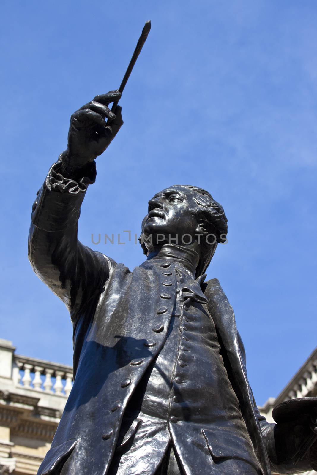 Joshua Reynolds Statue at Burlington House by chrisdorney
