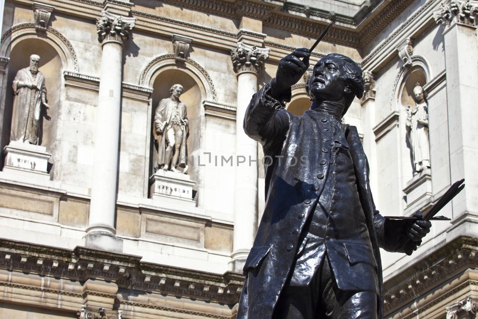 Joshua Reynolds Statue at Burlington House by chrisdorney