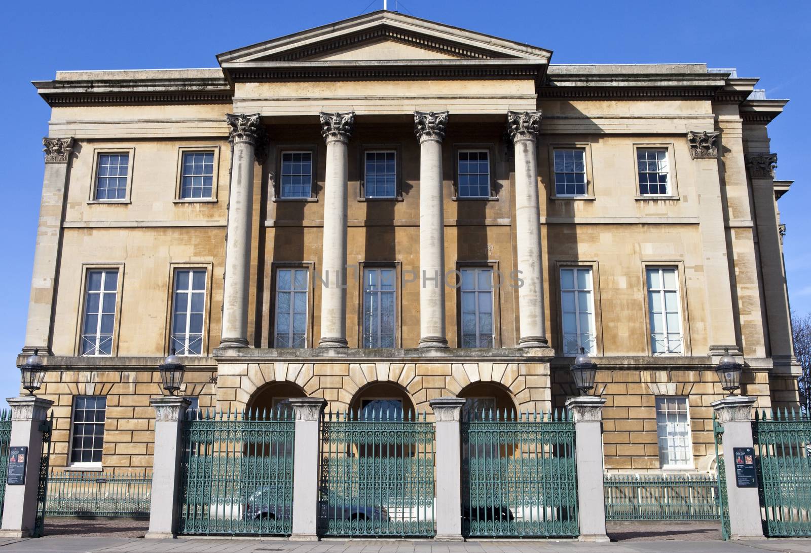 Apsley House in London by chrisdorney