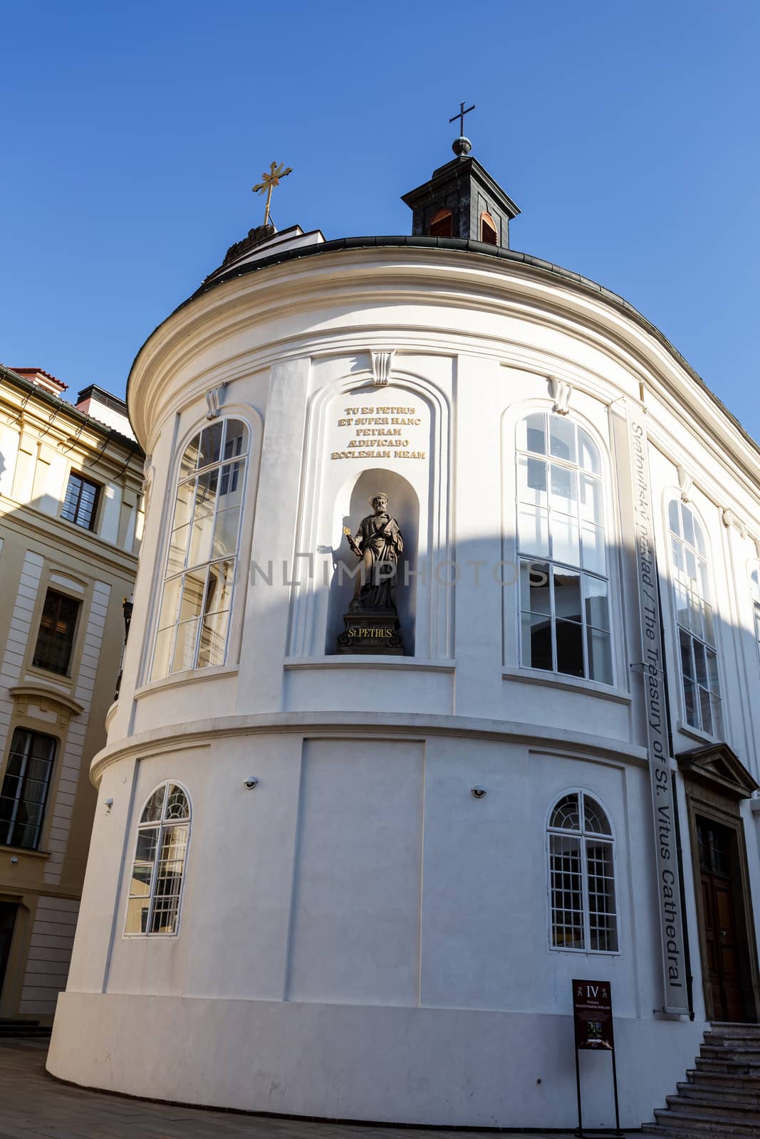 Prague castle Located in the Hradcany district is the official residence and office of the President of the Czech Republic. 2014