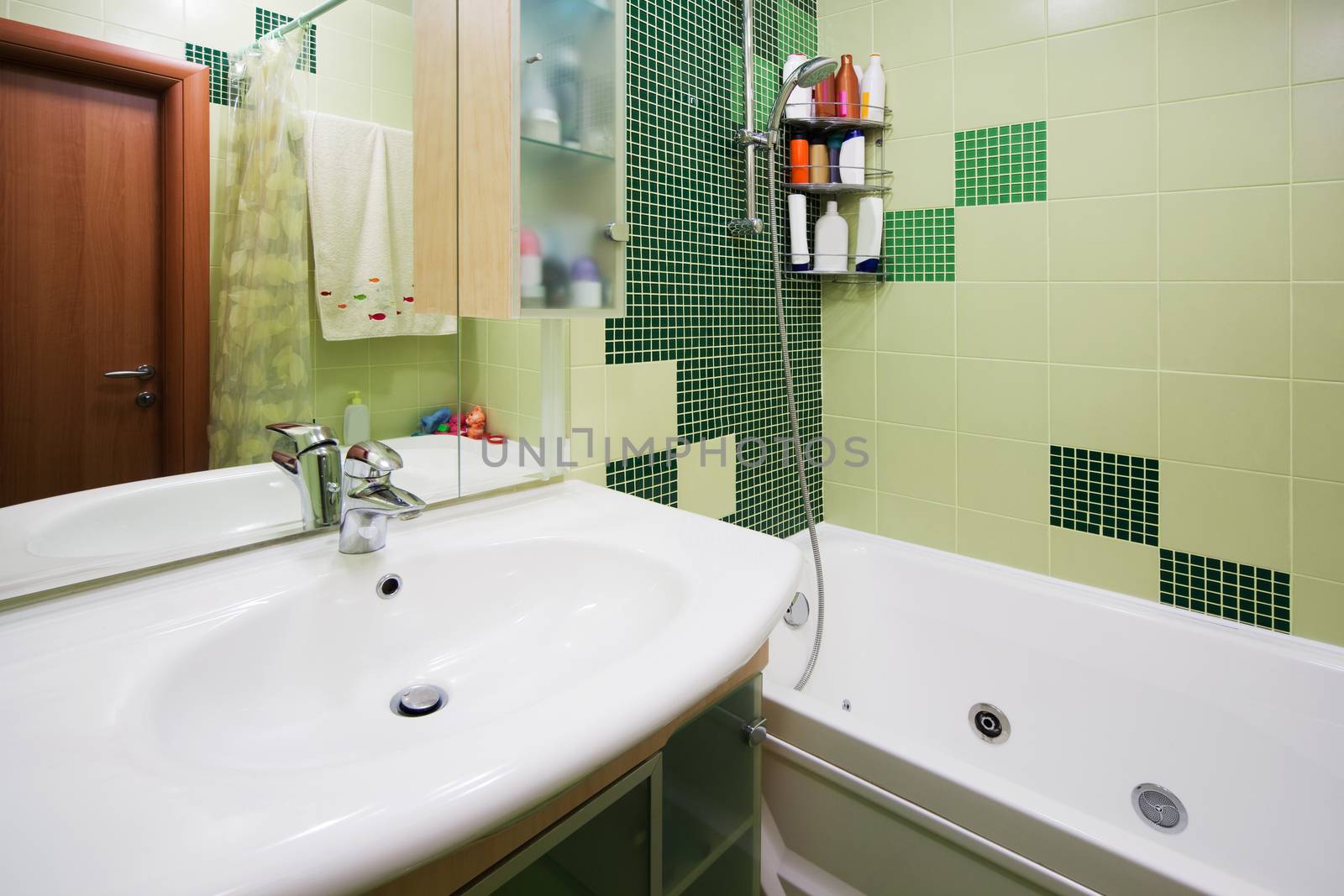 green bathroom by terex