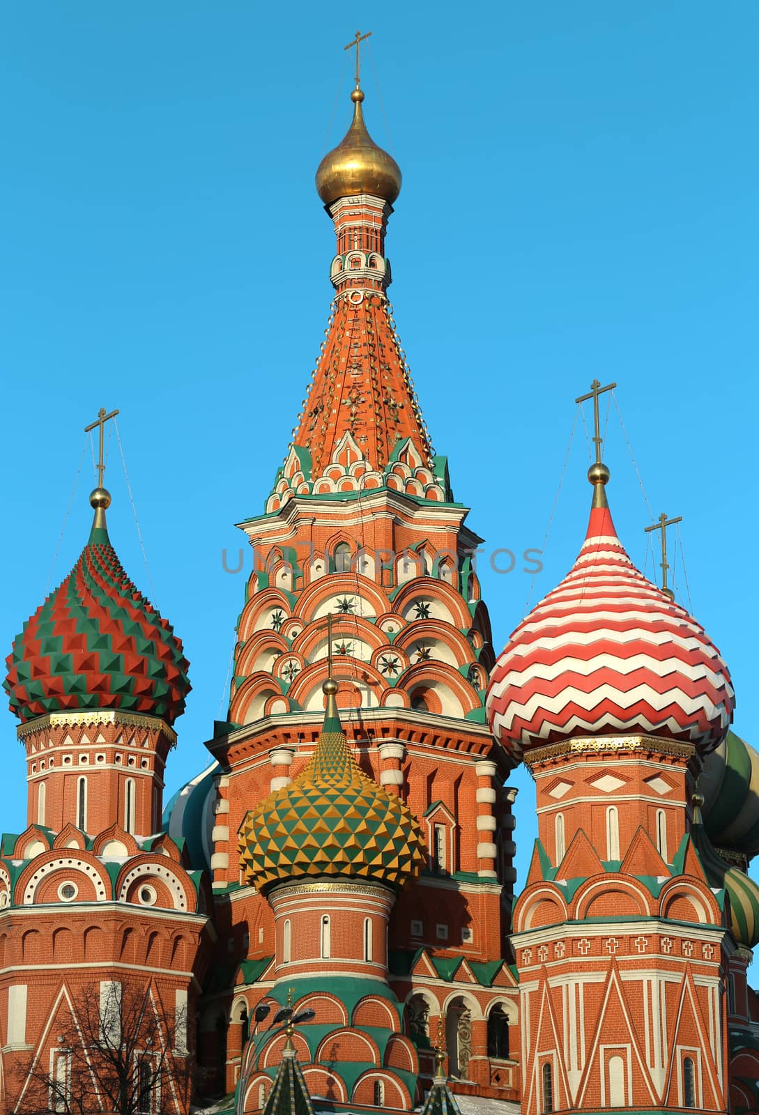 St. Basil' s Cathedral on Red Square