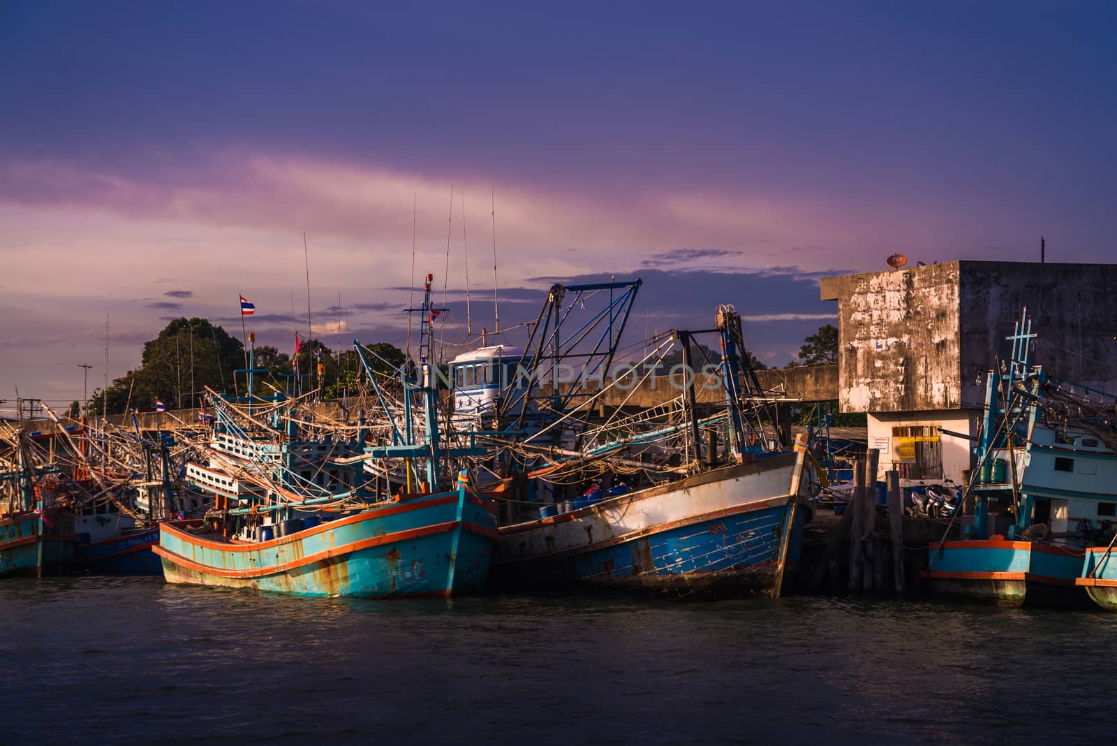 Fishing ship in Gulf of Thailand.Evening time by jakgree