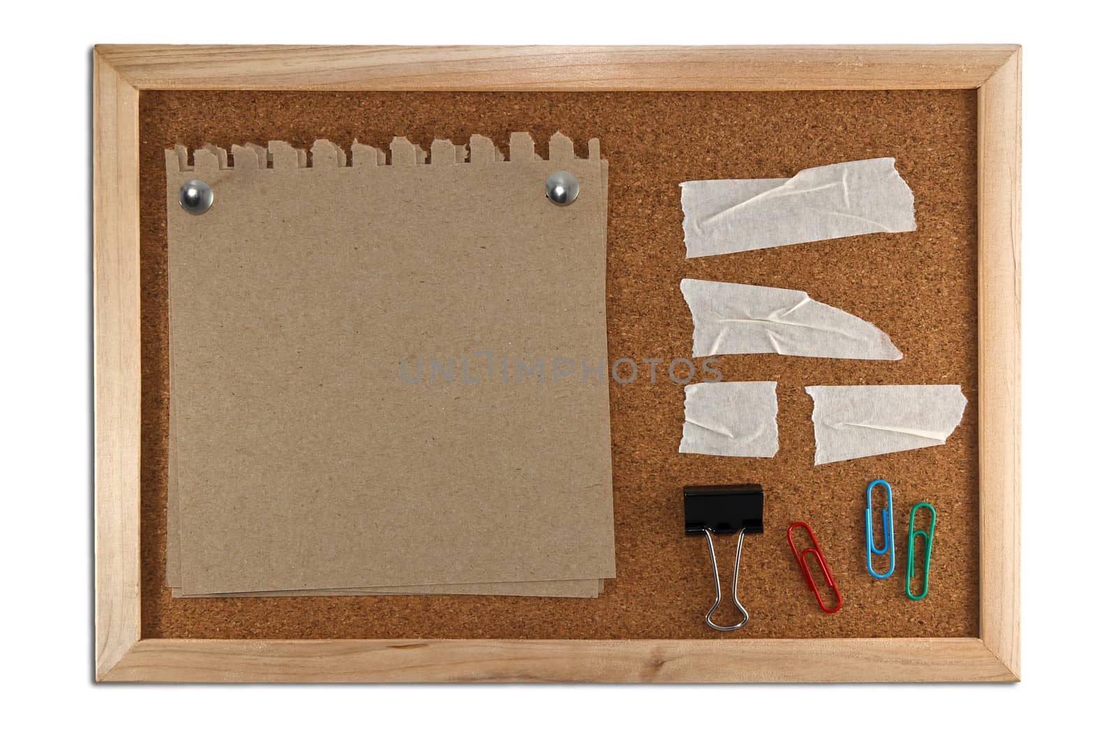 Blank memo notes on cork board 