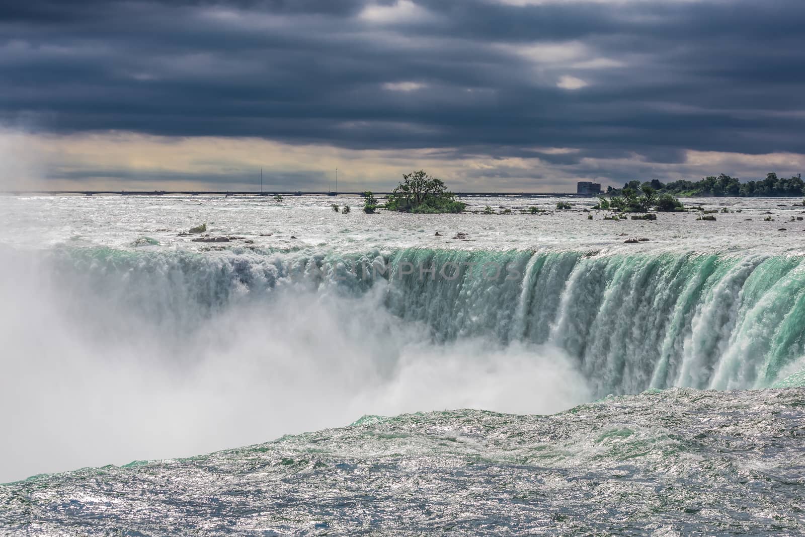 Niagara falls from the canadian side by petkolophoto