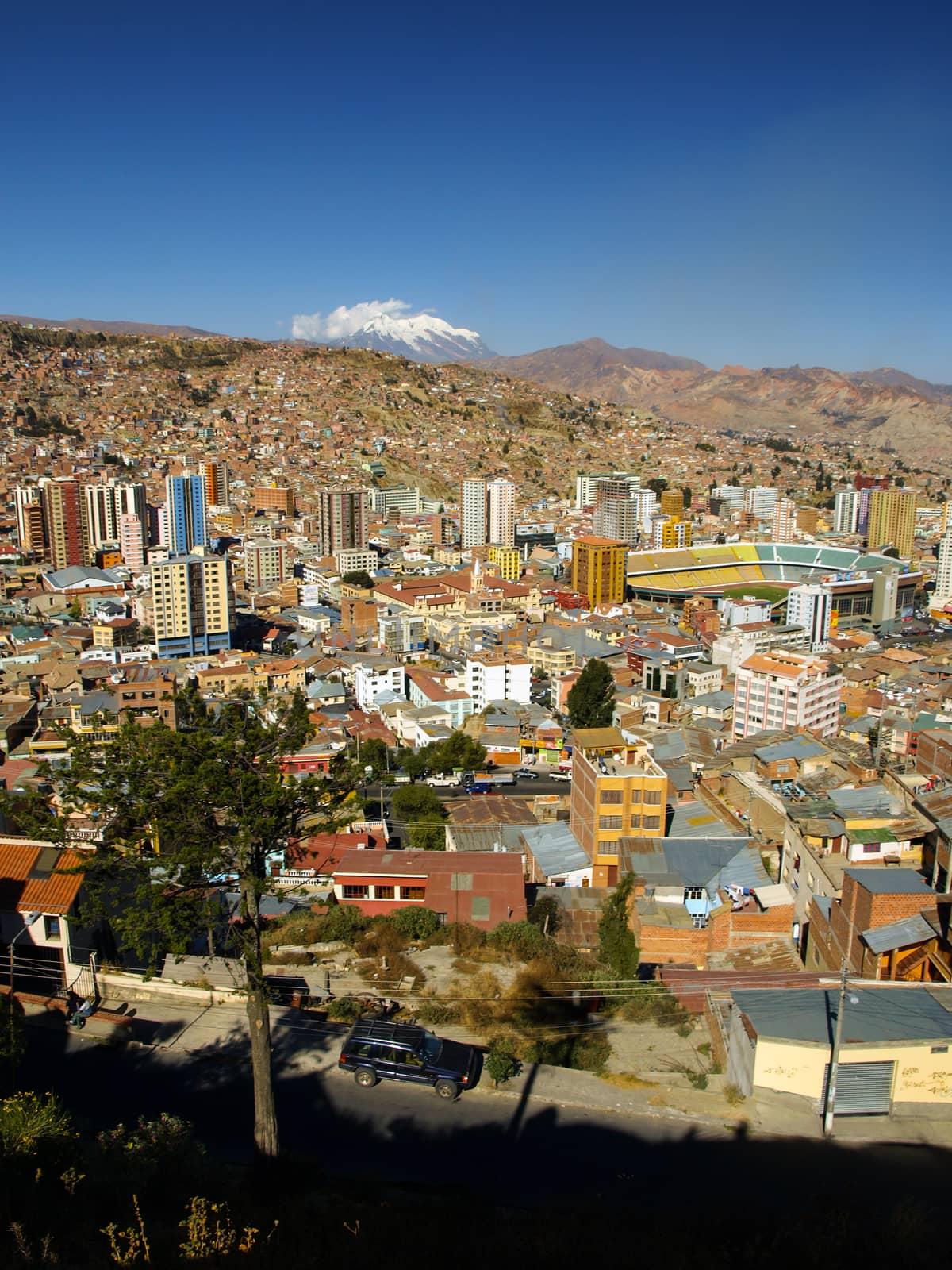 Modern centre of La Paz and Illimani Mountain by pyty