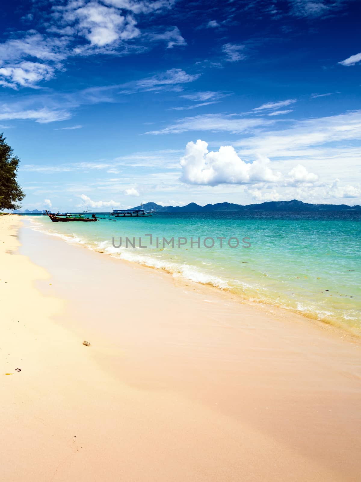 Kradan Island, an island in the Andaman Sea, Thailand by jakgree